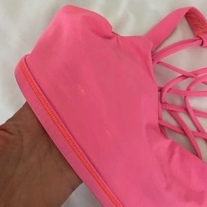 Lululemon free to be wild bra